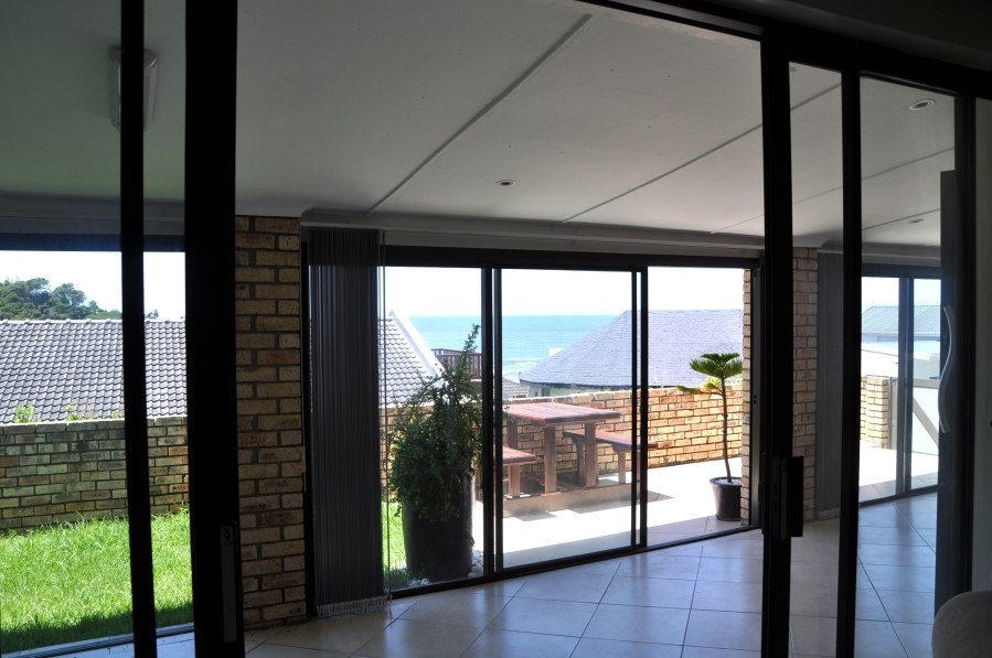 4 Bedroom Property for Sale in Cintsa West Eastern Cape